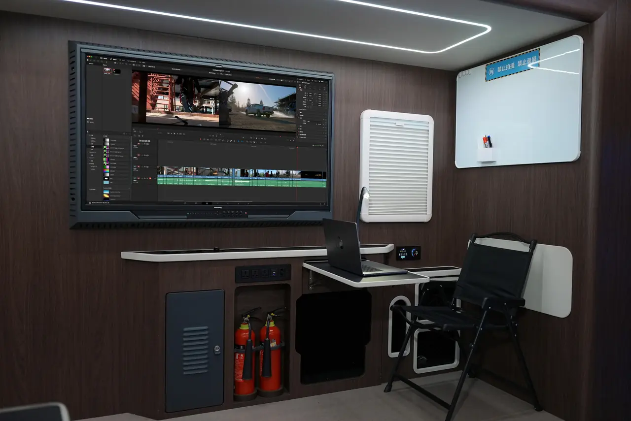 Director Script Supervisor Station